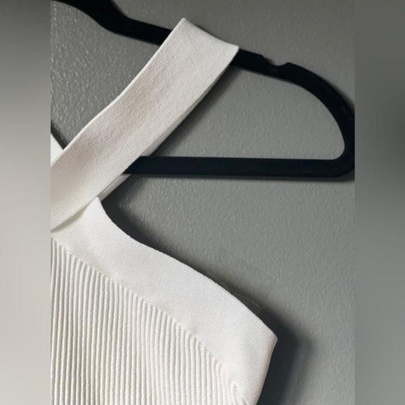 Babaton White Sculpt Knit Criss Cross Cropped Tank (Rib-knit Cross-Front Halter) - Picture 5 of 9